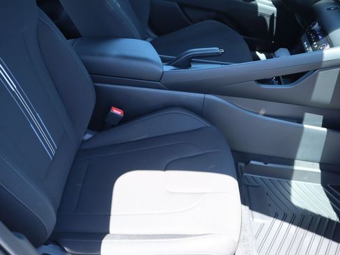 New 2026 Hyundai Elantra Sport FWD image 18