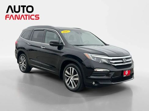 Used 2017 Honda Pilot Elite image 7