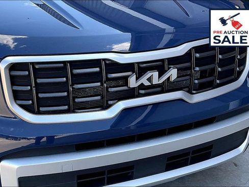 Used 2025 Kia Telluride S FWD image 30