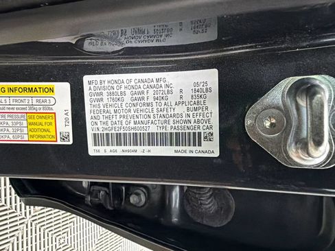 Used 2025 Honda Civic Sport image 29