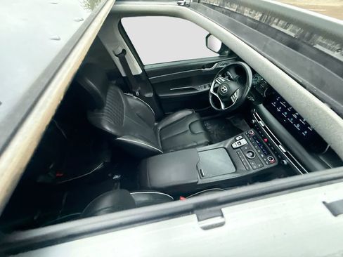 Used 2024 Hyundai Palisade Limited FWD image 23