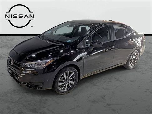 Used 2025 Nissan Versa SV w/ Trunk Package FWD image 1