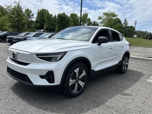 Used 2023 Volvo C40 P8 Recharge Plus w/ Protection Package Premier AWD/4WD image 2