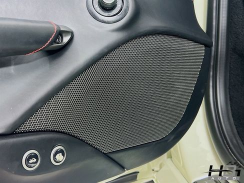 Used 2018 Ferrari 488 Spider RWD image 15