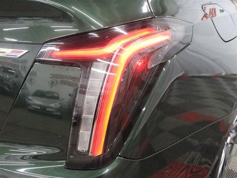 Used 2021 Cadillac CT5 V w/ Platinum Package AWD/4WD image 14