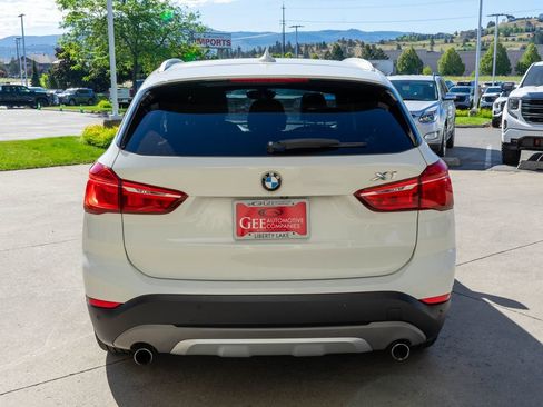 Used 2018 BMW X1 xDrive28i AWD/4WD image 6
