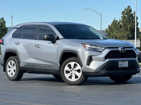 Used 2024 Toyota RAV4 LE FWD image 2