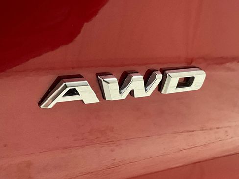 Used 2021 Cadillac XT4 Sport AWD/4WD image 30