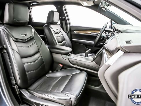 Used 2019 Cadillac XT5 Platinum image 31