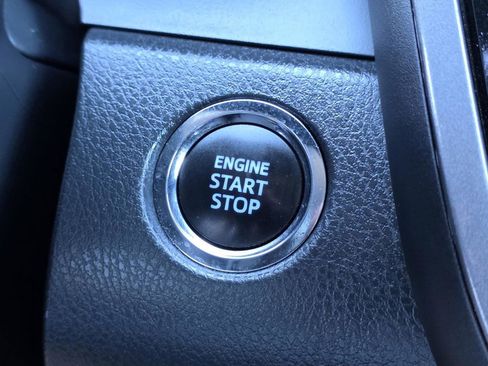 Used 2024 Toyota Camry SE w/ Convenience Package image 15