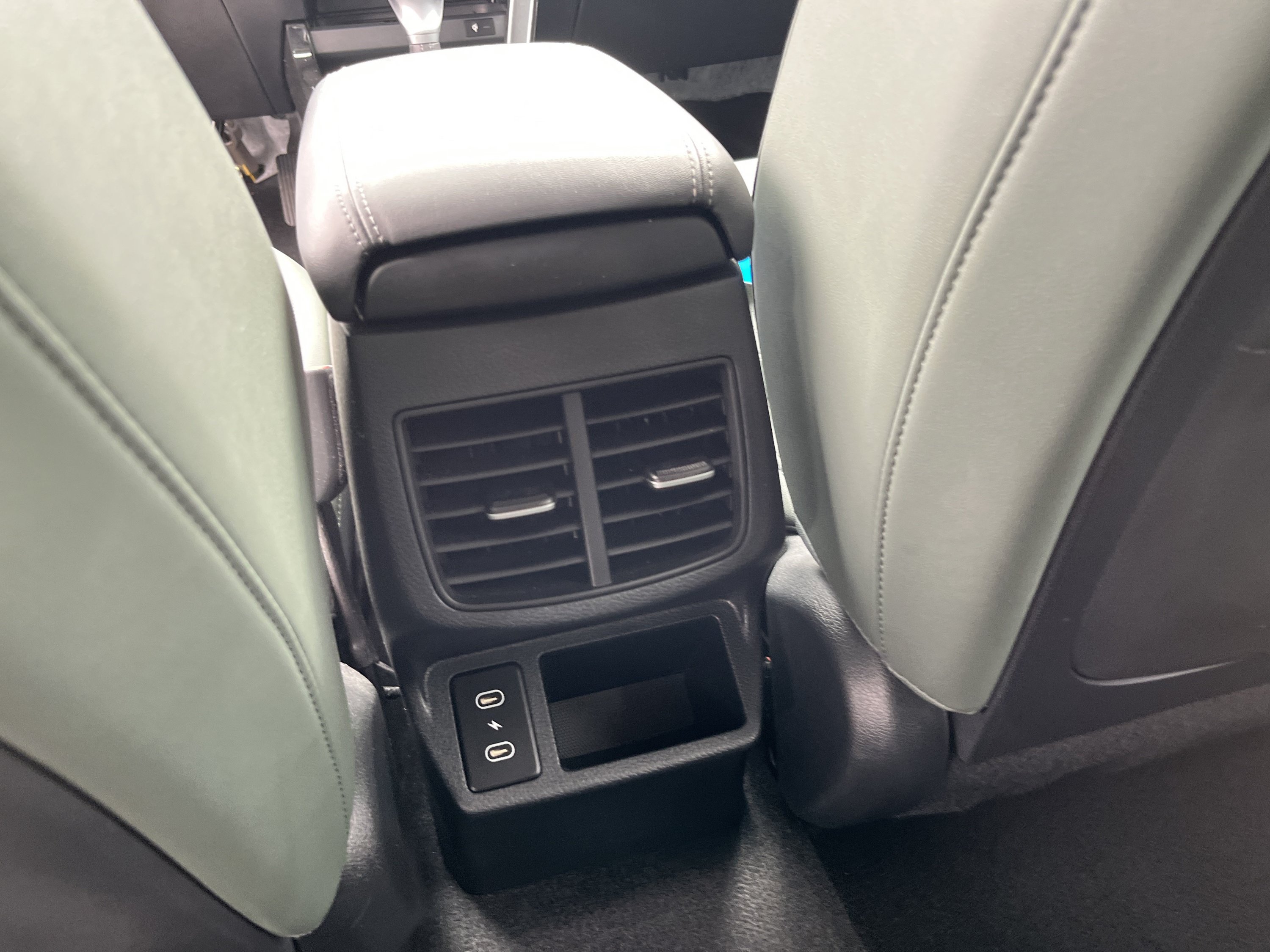 Used 2024 Kia Seltos SX AWD/4WD image 30