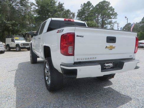 Used 2018 Chevrolet Silverado 1500 LTZ Z71 w/ LTZ Plus Package AWD/4WD image 8