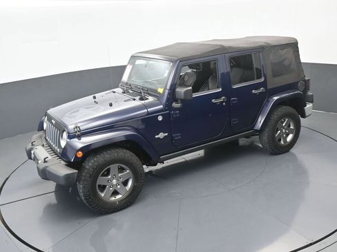 Used 2013 Jeep Wrangler Unlimited Sport AWD/4WD image 39