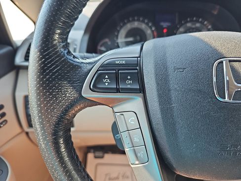 Used 2016 Honda Odyssey Touring image 14