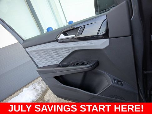 Used 2022 Volkswagen Taos S AWD/4WD image 27
