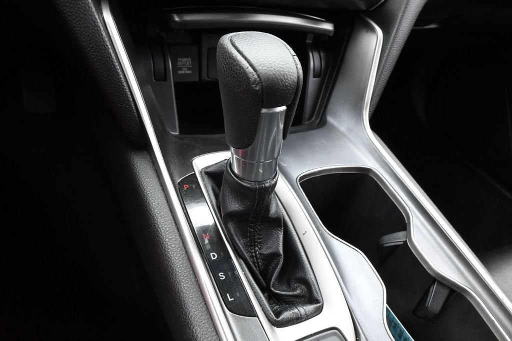 Used 2021 Honda Accord LX image 23