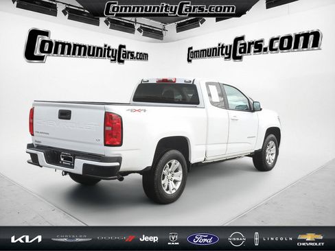 Used 2021 Chevrolet Colorado LT w/ Fleet Safety Package image 9