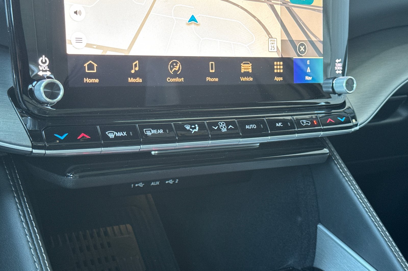 New 2026 Jeep Grand Wagoneer L Limited AWD/4WD image 19