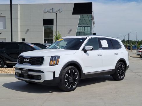 Certified 2024 Kia Telluride SX w/ Towing Package AWD/4WD image 1
