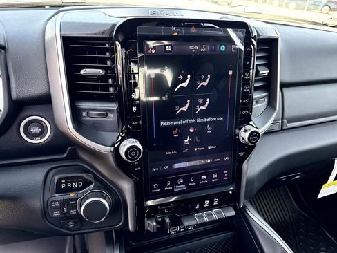 New 2026 RAM 1500 4x4 Crew Cab image 20