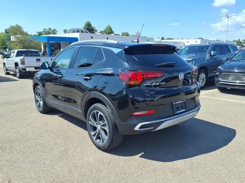 Used 2023 Buick Encore GX Select FWD image 7