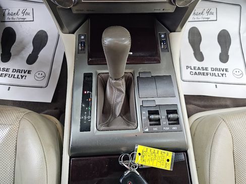 Used 2017 Lexus GX 460 image 35