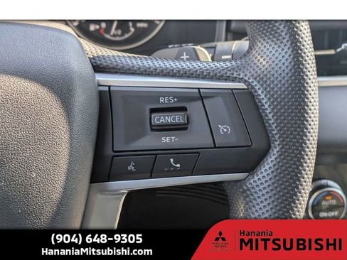 Used 2025 Mitsubishi Outlander ES image 26