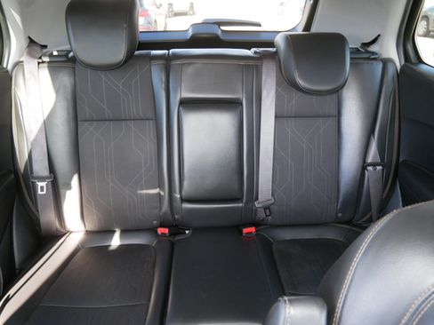 Used 2018 Chevrolet Trax LT w/ LT Convenience Package image 13