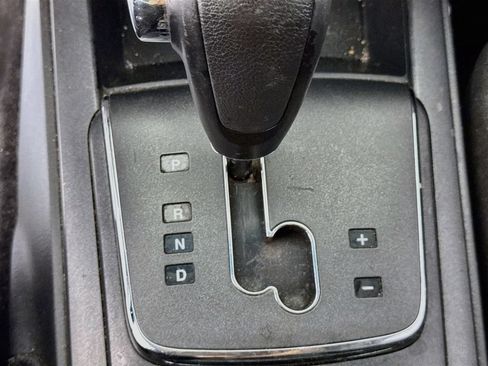 Used 2008 Kia Sorento 2WD w/ Sport Pkg image 18