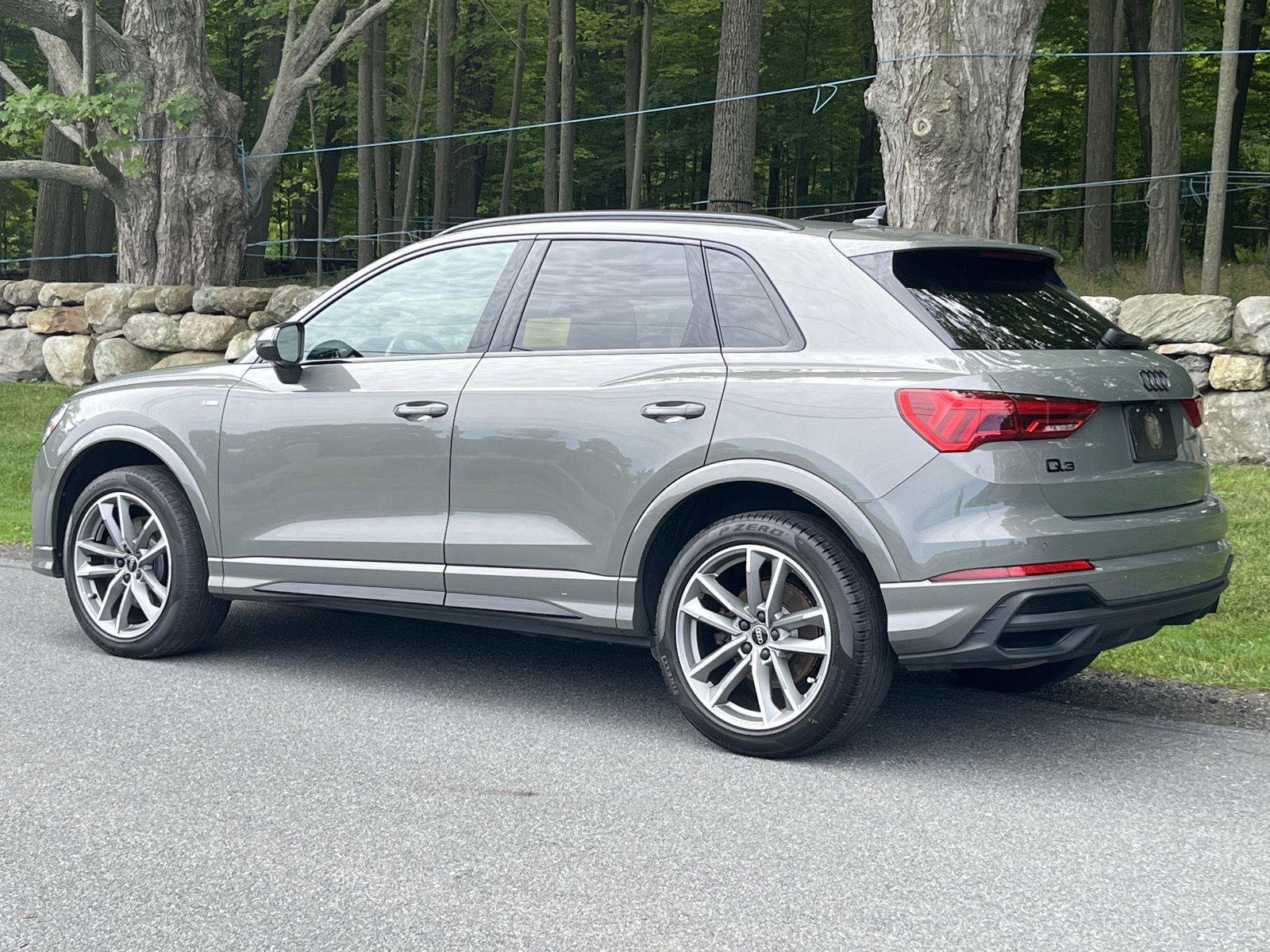 Used 2024 Audi Q3 2.0T Premium AWD/4WD image 22