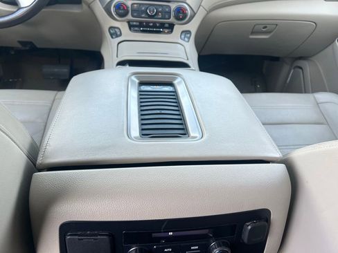 Used 2018 GMC Yukon Denali w/ Denali Ultimate Package AWD/4WD image 37