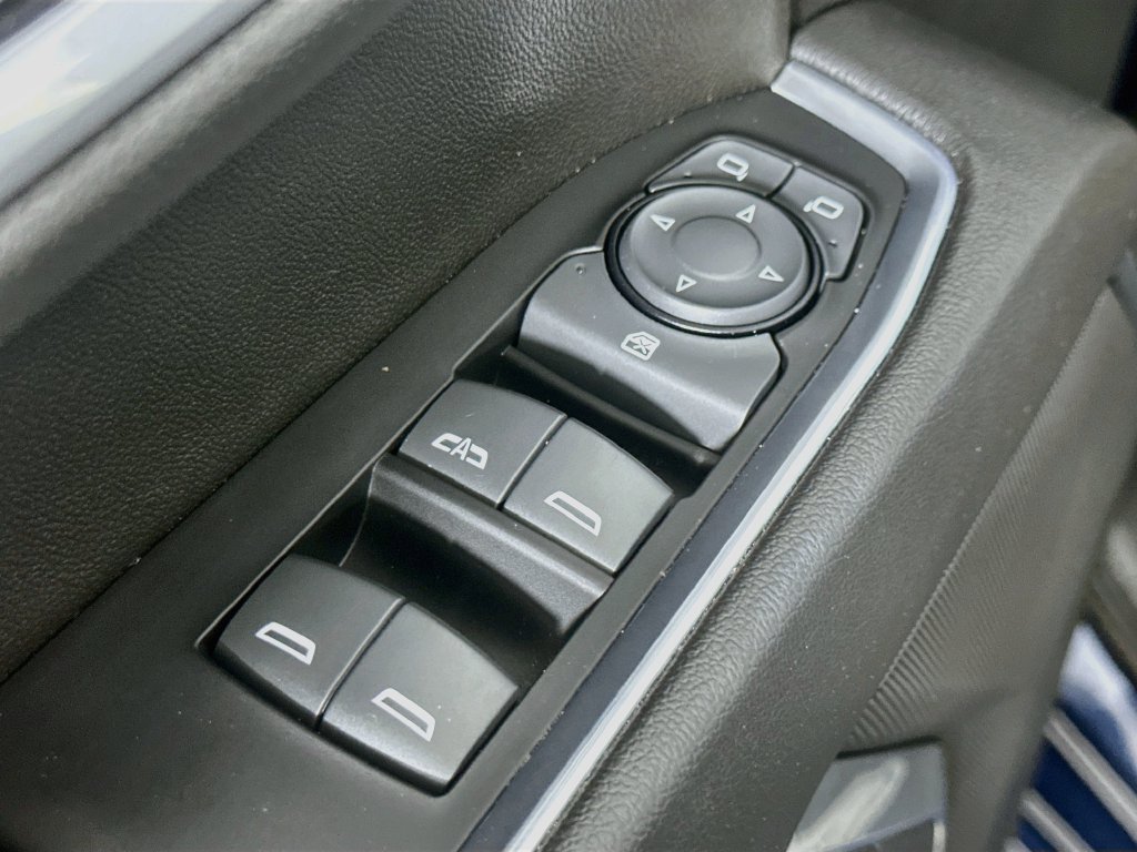 Used 2022 Chevrolet Silverado 1500 RST AWD/4WD image 22
