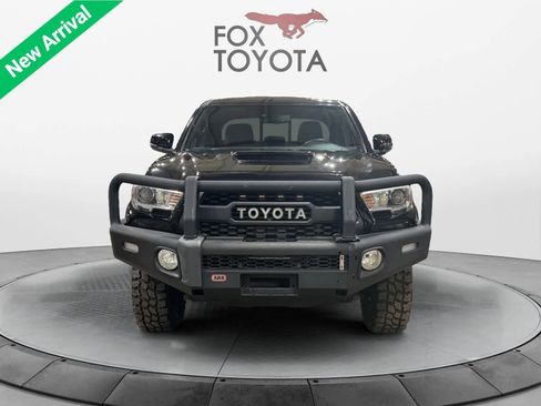 Used 2018 Toyota Tacoma TRD Sport image 10