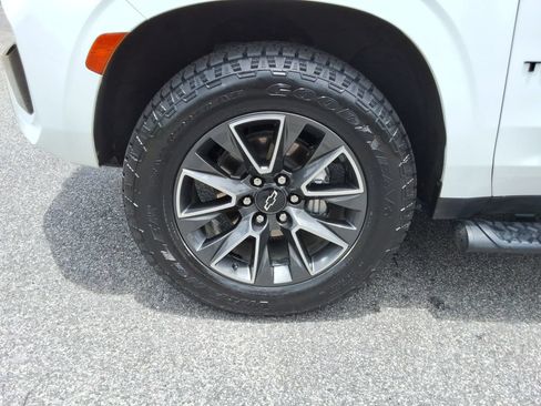 Certified 2022 Chevrolet Tahoe Z71 AWD/4WD image 10