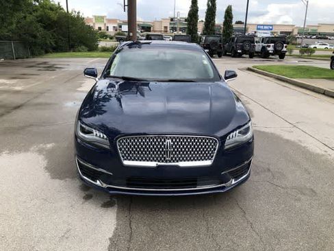 Used 2019 Lincoln MKZ Reserve FWD image 9