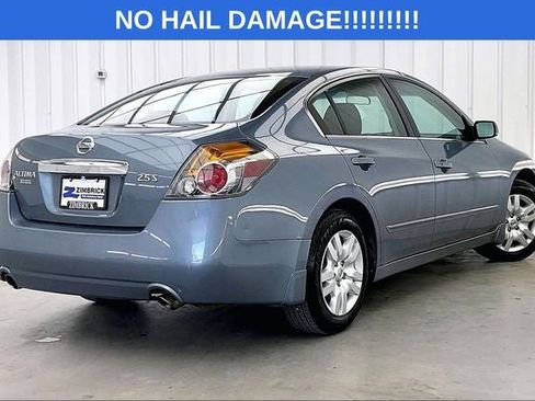 Used 2010 Nissan Altima 2.5 S FWD image 12