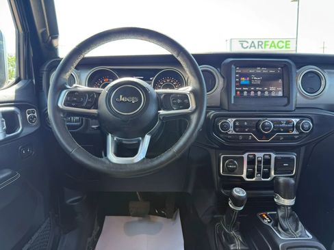 Used 2018 Jeep Wrangler Unlimited Sahara w/ LED Lighting Group AWD/4WD image 25