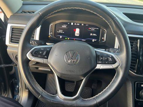 Certified 2022 Volkswagen Atlas SEL image 17