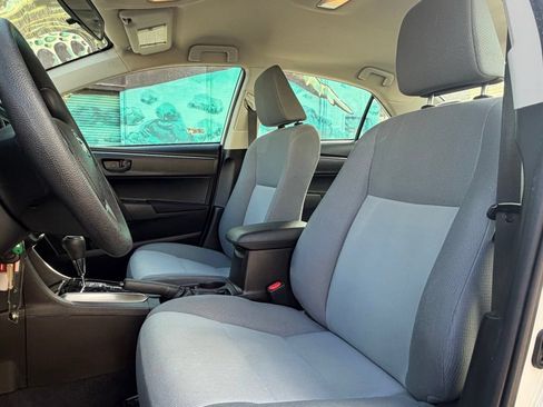 Used 2014 Toyota Corolla LE FWD image 9
