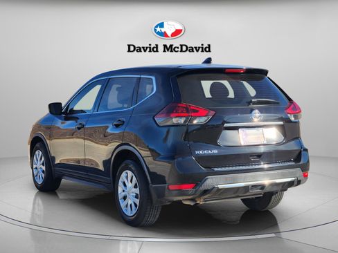 Used 2018 Nissan Rogue S image 4