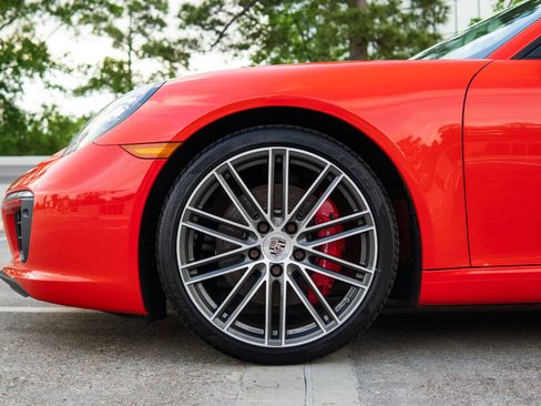 Used 2019 Porsche 911 Carrera S RWD image 17