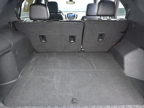 Used 2023 Chevrolet Equinox Premier FWD image 18