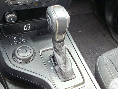 Certified 2020 Ford Ranger XLT w/ Equipment Group 301A Mid image 22