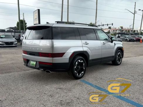 Used 2024 Hyundai Santa Fe SEL FWD image 6