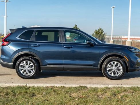 Used 2025 Honda CR-V LX image 8