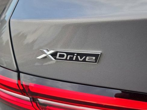 Used 2026 BMW 530i xDrive w/ Premium Package AWD/4WD image 17