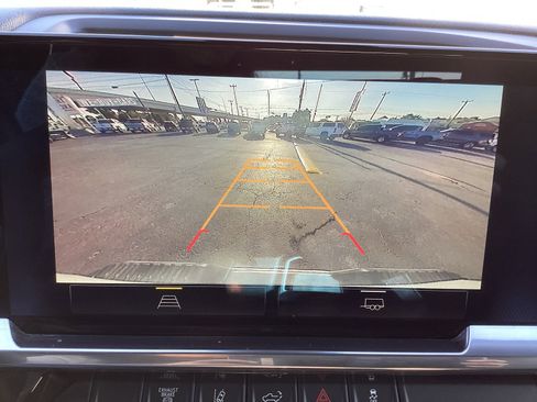 Used 2024 Chevrolet Silverado 2500 LT image 20