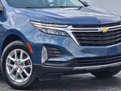 Used 2024 Chevrolet Equinox LT FWD image 3
