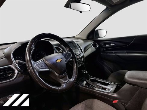 Used 2018 Chevrolet Equinox LT FWD image 9