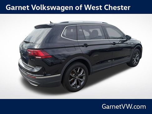 Certified 2023 Volkswagen Tiguan SE w/ Panoramic Sunroof Package AWD/4WD image 5
